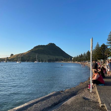 Holiday House Mount Maunganui Exterior foto