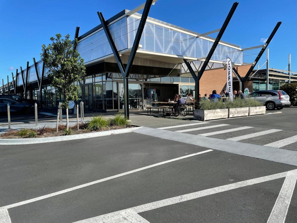 Holiday House Mount Maunganui Exterior foto
